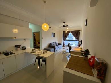 V @ Summerplace 1+1Bedrooms Fully Furnish @ Walking Distance To CIQ