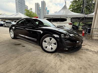 Porsche TAYCAN   MY21 (A)