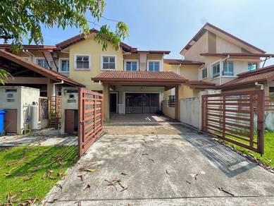 Double Storey Terrace intermediate Ixora Denai Alam Shah Alam .