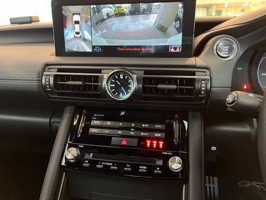 Lexus IS300 2.0 F-SPORT MODE BLACK III PROMO