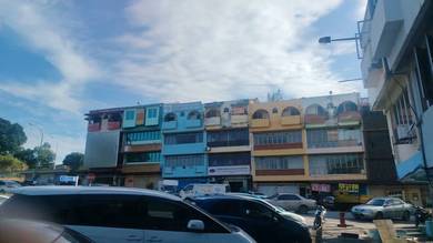 Groundfloor Shop Lot facing shop lot at Taman Rashna, Klang