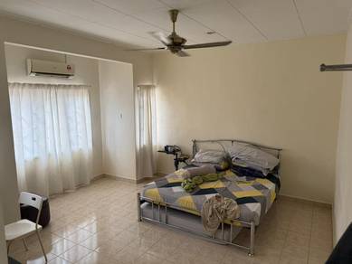 Bandar Kinrara Corner House Fully Furnish Renovated RM100,000