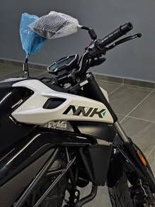 Naked Bike Terbaru 250cc Lite Deposit Murah