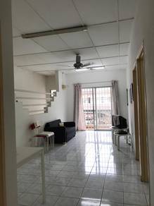 Hot Deal! Upper Unit Townhouse at Taman Suria - Freehold