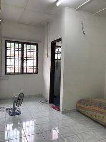 Hot Deal! Upper Unit Townhouse at Taman Suria - Freehold