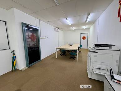 FACE MAINROAD😍Shop Lot Office -Bandar Puteri Puchong【1st Floor】Rent