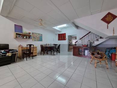 2-Storey/Fully Extended (Upstair & Downstair)/Renovated with Approval