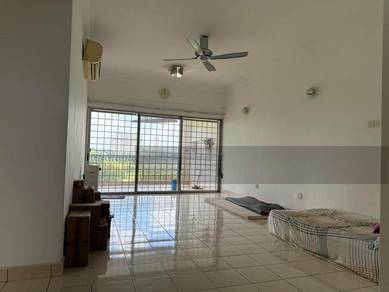 Golf View/Renovated/Partly Furnish/High Floor/Well Kept Best Deal Unit