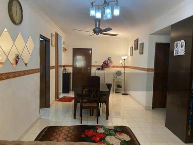 Mid Floor/with Strata/Non Bumi/Renovated/Partly Furnish/Well Kept Unit