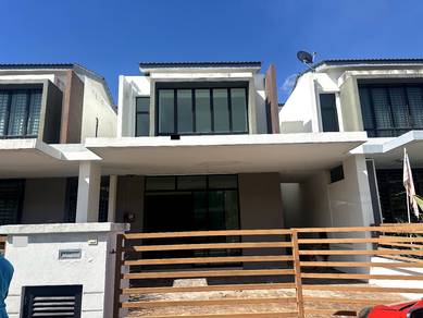 Double Storey Terrace Tamana Saujana KLIA Sepang