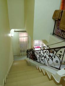 Freehold Terrace in Segambut – Spacious & Renovated Near Kepong!