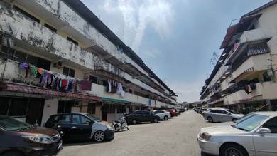 Flat Taman Ungku Tun Aminah