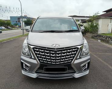 Hyundai GRAND STAREX 2.5 ROYALE (A)