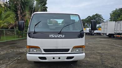 Car Carrier Isuzu NPR72P 4x2