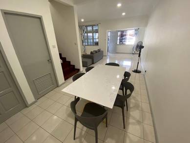 Tabuan Jaya Double Storey Intermediate, Near lodge school, samajaya