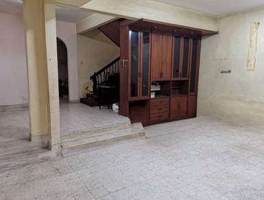 Freehold 2-Storey in Taman Sinar Suria – Extended & Spacious!