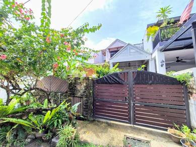FREEHOLD 22X75 USJ 4 OPEN FACING 2 Storey Subang Jaya Selangor