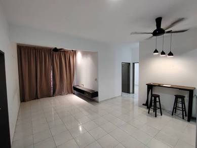 Idaman Abadi Renovated Furnished Near Teknologi kajang Semenyih