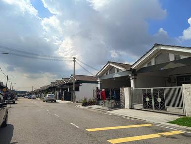 Cheapest Kulai ioi bandar putra Jln Pipit single storey terrace house