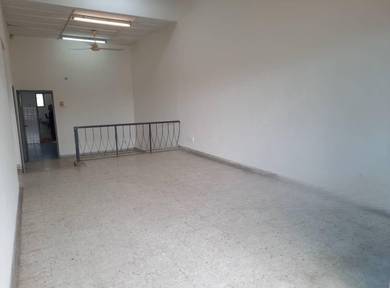 Kepong Baru Single Storey – Freehold & Extended Kitchen!