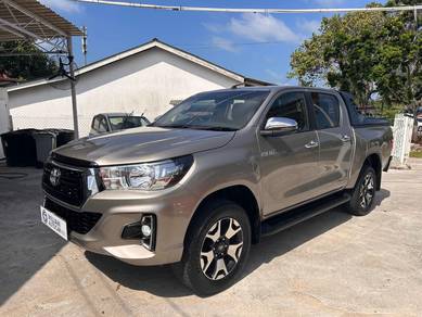 Toyota HILUX 2.4 L-EDITION (A)