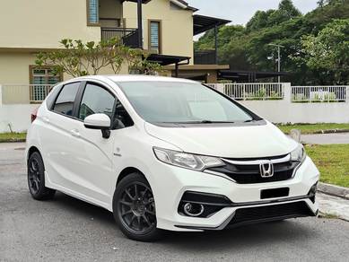 Honda JAZZ 1.5 HYBRID Rs Bodykit Good Conditi