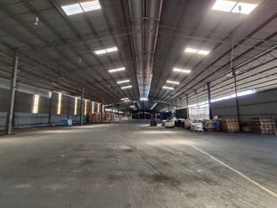 SPACIOUS warehouse in Meru, Klang (CAN RENT HALF BUILDING (30K SQFT)