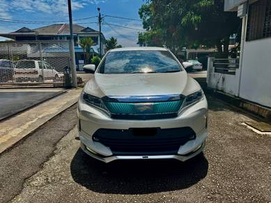 Toyota HARRIER 2.0 PREMIUM (A)
