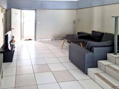 SOHO STUDIO NEAR LRT • Axis Sohu 100m to LRT Pandan Indah FREE Parking