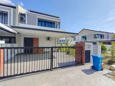 End Lot with 28ft Extra Land Double Storey Elmina Green 1