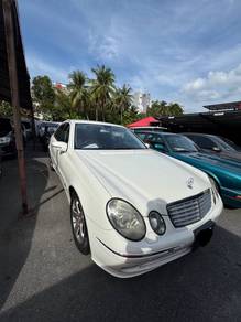 Mercedes Benz E240 AVANTGARDE (CBU) 2.6 (A)