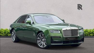 Rolls-RoyceGhost 6.75L V12 Ultra Luxury Sedan