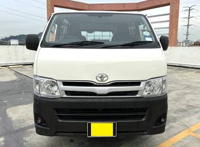 Toyota HIACE 2.5 (M) PANEL VAN 5 YRS WARRANTY