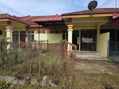 Teres Setingkat Taman Bator Harmoni Jelawat near to Kg Gelong Badak