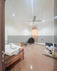 Taman Yarl Semi D for Sale ! 4,000 sq ft freehold