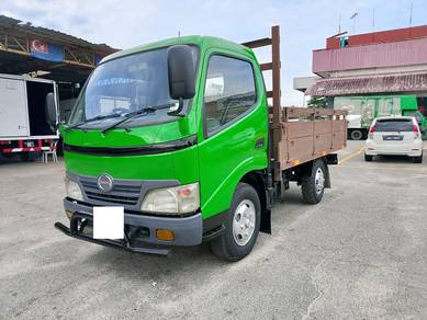 Yr.2007 Hino WU300R 10ft