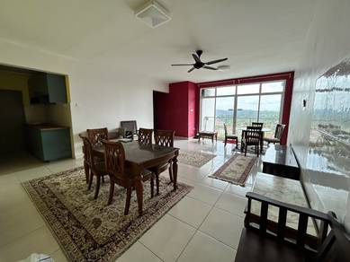 Besar 3 Bilik 3 Bilik Air Katil, Aircond Puncak 7 Residence Seksyen 7