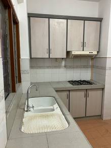 ONLY 2 MINS WALKING DISTANCE TO LRT STATION]Pandan Puteri Condominium