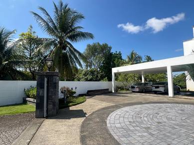 Jalan Peace/ 2 storey bungalow/ Detached house/ Big land/ Mountain