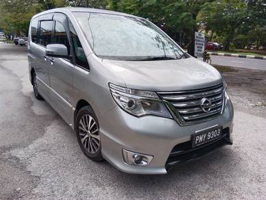 Nissan SERENA 2.0 S-HYBRID HIGHWAY STAR