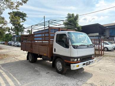 14 Kaki Mitsubishi FE639 Wooden Cargo With Pagar &