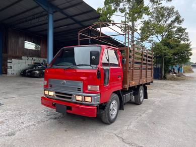 10 Kaki Daihatsu Delta V58R Wooden Cargo With Paga