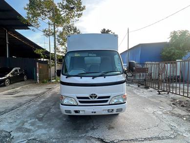 Unregistered 10 Kaki Toyota KDY231 Bonded For Sell