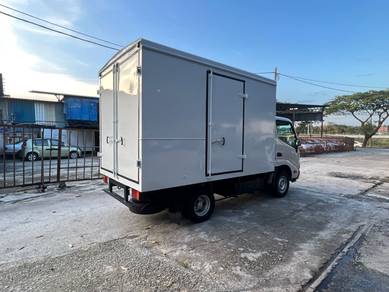 Unregistered 10 Kaki Toyota KDY231 Bonded For Sell