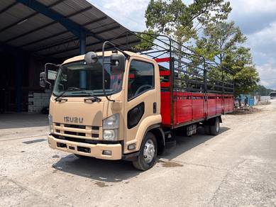 Unregistered 25 Kaki Isuzu FRR90 Wooden Cargo With
