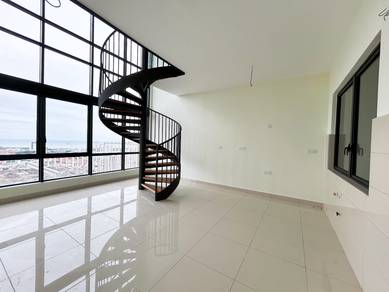 Freehold Below BV 200K Duplex The Apple Residence Melaka Seaview Gifts