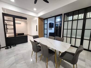Westlands Court 1200sf Fully Renovated at Georgetown
