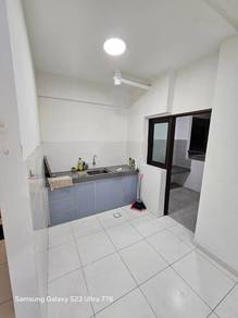 2 Carparks The Heights Condo Pool View Ayer Keroh Near MMU Melaka Nice