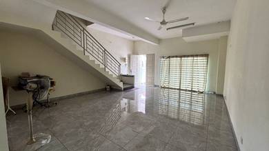 Best Deal! Taman Royale Nova 2 Storey House Partly Furnished