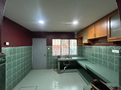FACING OPEN 2 Sty  House Puncak Jalil /Lestari Perdana  Seri Kembangan
